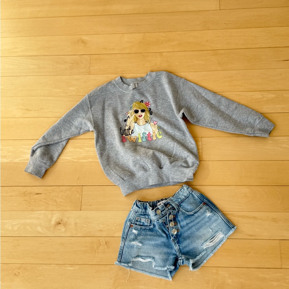 Gray Graphic Taylor swift Sweatshirt and Zara Denim Shorts Set